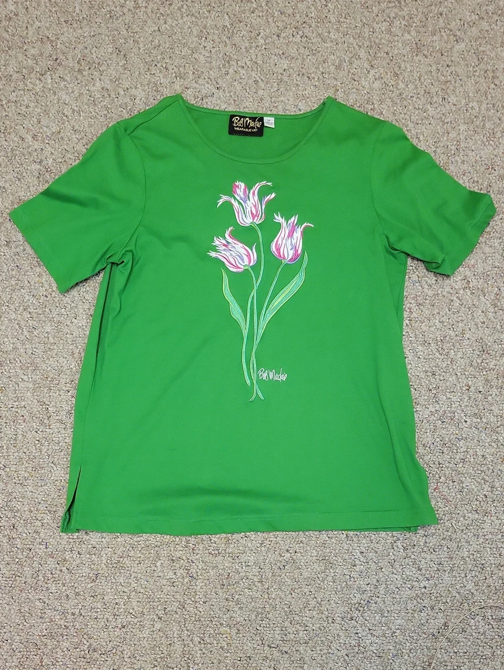 Bob Mackie Wearable Art Bright Green Tee  Pink Tulip Graphic Medium Grandma